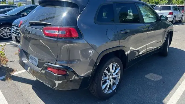 2018 Jeep Cherokee Tech Connect