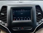 2020 Cherokee Thumbnail 16