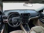 2020 Cherokee Thumbnail 23