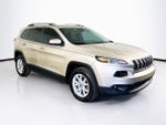2015 Cherokee Thumbnail 22