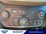 2016 Cherokee Thumbnail 16