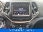 2017 Cherokee Thumbnail 12