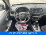 2017 Cherokee Thumbnail 24