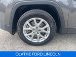 2017 Cherokee Thumbnail 27
