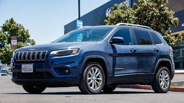 Preowned 2019 Jeep Cherokee Latitude for Sale