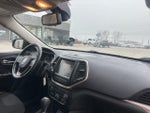 2015 Cherokee Thumbnail 6