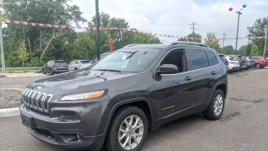 Preowned 2016 Jeep Cherokee Latitude for Sale