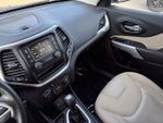 2018 Cherokee Thumbnail 21