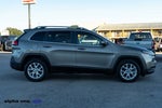 2016 Cherokee Thumbnail 4
