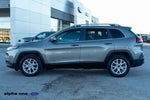 2016 Cherokee Thumbnail 9