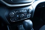 2016 Cherokee Thumbnail 17