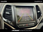 2016 Cherokee Thumbnail 16