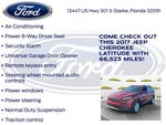 2017 Cherokee Thumbnail 32
