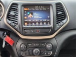 2017 Cherokee Thumbnail 27