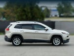 2015 Cherokee Thumbnail 7