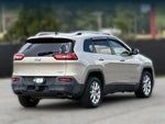 2015 Cherokee Thumbnail 9