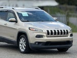 2015 Cherokee Thumbnail 15