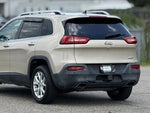 2015 Cherokee Thumbnail 16