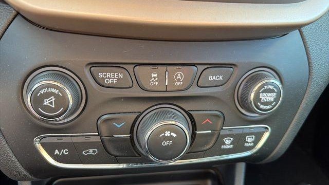 2016 Jeep Cherokee Latitude 75th Anniversary