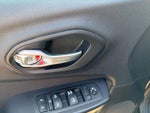 2016 Cherokee Thumbnail 5