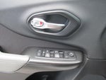 2014 Cherokee Thumbnail 18