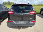 2016 Cherokee Thumbnail 8