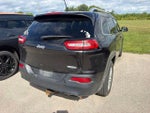 2016 Cherokee Thumbnail 9