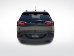 2016 Cherokee Thumbnail 7
