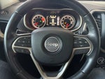 2016 Cherokee Thumbnail 16