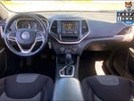 2018 Cherokee Thumbnail 13