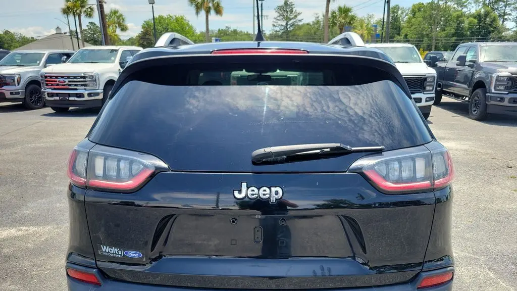 2019 Jeep Cherokee Latitude