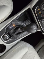 2019 Cherokee Thumbnail 21