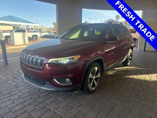 2019 Jeep Cherokee with Velvet Red Pearlcoat Exterior