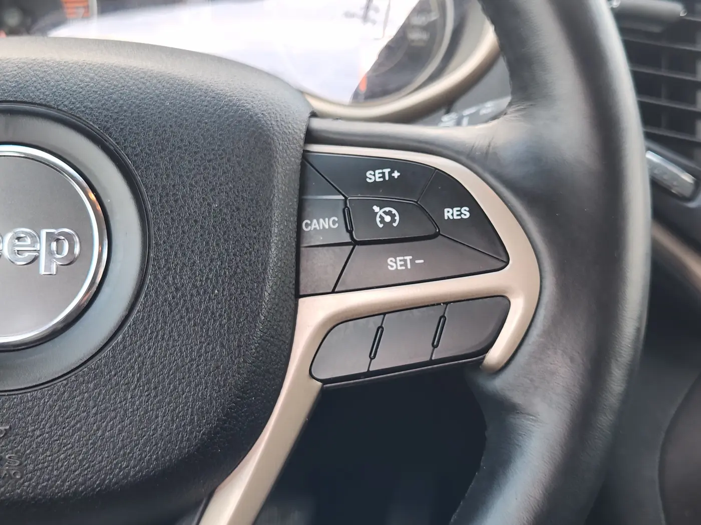 2016 Jeep Cherokee - $9,909