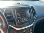 2014 Cherokee Thumbnail 27