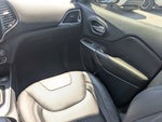 2019 Cherokee Thumbnail 17