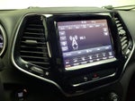 2019 Cherokee Thumbnail 16
