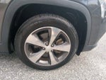 2019 Cherokee Thumbnail 12