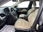 2016 Cherokee Thumbnail 11