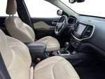 2016 Cherokee Thumbnail 18