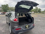 2016 Cherokee Thumbnail 27