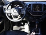 2016 Cherokee Thumbnail 24