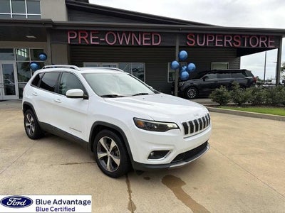 Photo of a 2019 Jeep Cherokee Limited 4DR SUV for sale