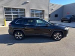 2019 Cherokee Thumbnail 3
