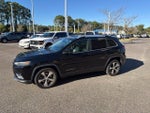 2019 Cherokee Thumbnail 10