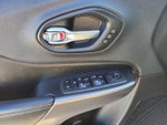 2019 Cherokee Thumbnail 21