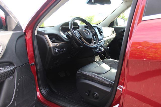 2014 Jeep Cherokee - $8,980