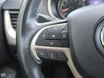 2014 Cherokee Thumbnail 32
