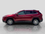 2016 Cherokee Thumbnail 3