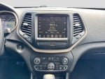 2016 Cherokee Thumbnail 26